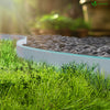 Bordure de jardin plastique flexible 20m avec piquets gris bordé de vert clair - voonot.com